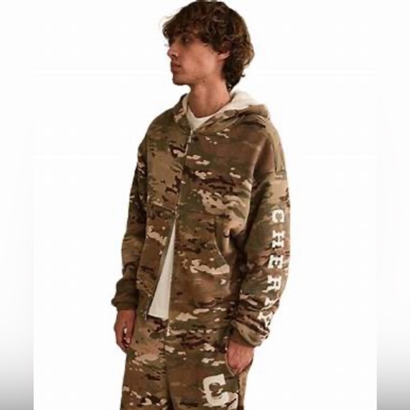 Cherry LA Other - Cherry LA logo camouflage zip-up hoodie. Gently, gently used.
